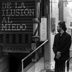 Ricardo Arjona - De La Ilusion Al Miedo